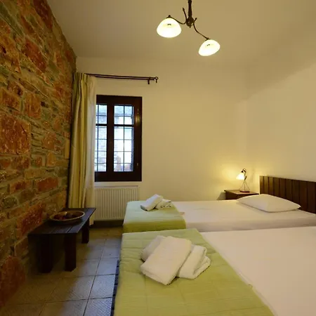 Вилла Esperos & *