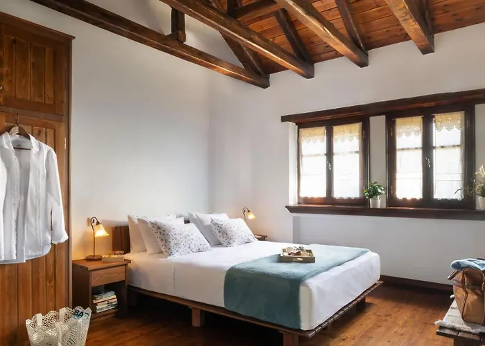 Esperos & 빌라 라프코스