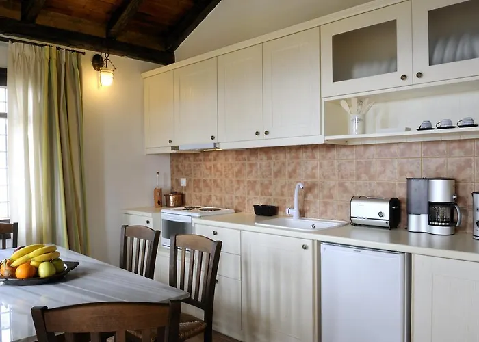 Esperos & 빌라 라프코스